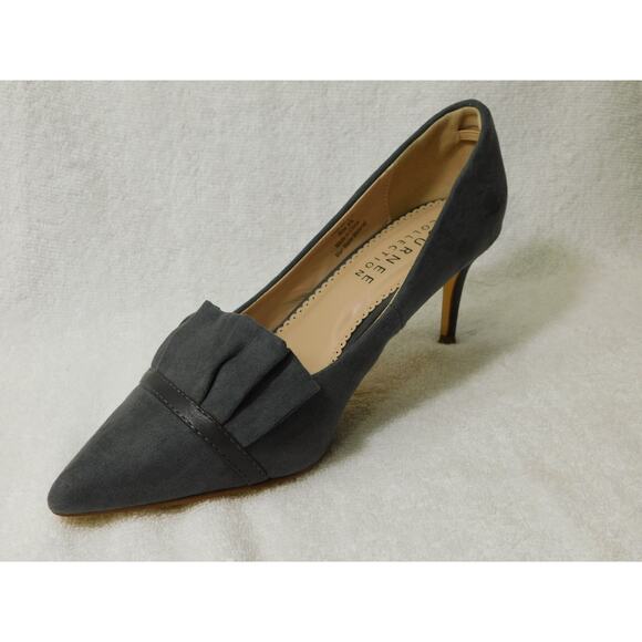 W661 JOURNEE Gray Ruffled Metallic Marek Pointed Toe Kitten Heel Shoes - 8.5 M - Picture 2 of 5